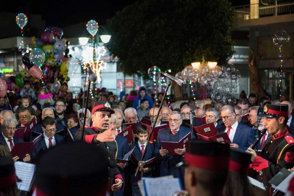 ΧΡΙΣΤΟΥΓΕΝΝΙΑΤΙΚΟ ΔΕΝΤΡΟ 2017